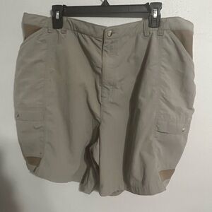 Columbia PFG cargo hiking shorts men's XXL extra large tan comfort waist outdoor
